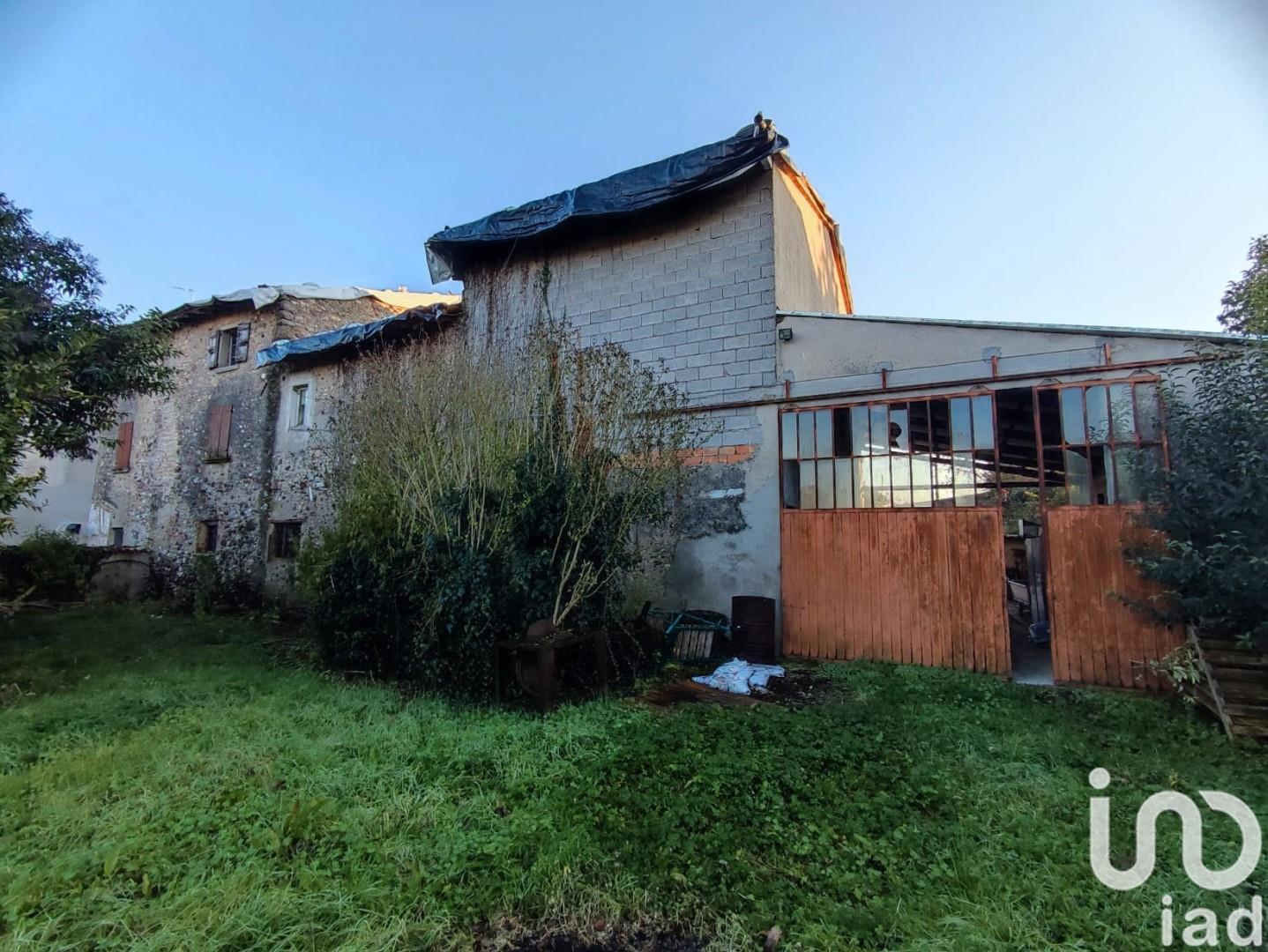 Sale Detached house / Villa 330 m² - 4 bedrooms - Monzambano