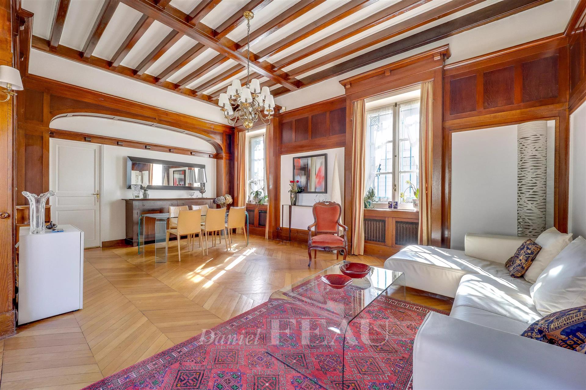 Saint-Germain-En-Laye - Alsace - Apartment in a private mansion