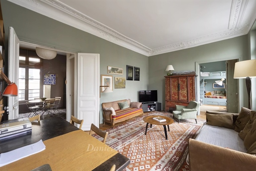 Paris 11th District – A spacious 4-bed apartment