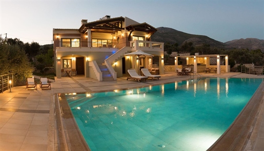 778190 - Te koop Villa, Eretria, 255 m², € 980.000