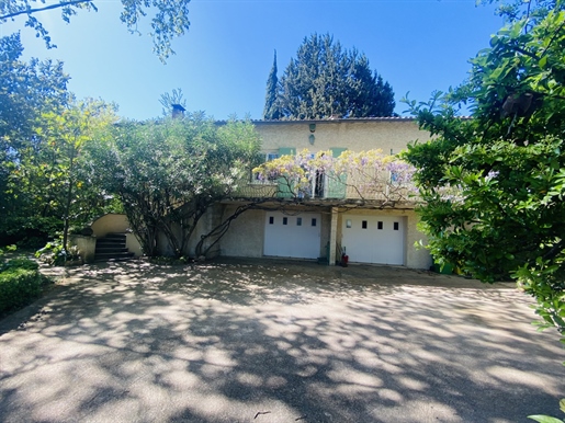 Family house - Swimming pool - Arbor2 land - Close to ramparts - view of the Rhône Palais des Papes