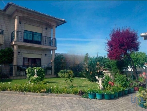 Apartment with 2 Rooms in Aveiro with 140,00 m²