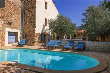 Beautiful Farmhouse (ancient monastery) ideal for B&B or large family home.