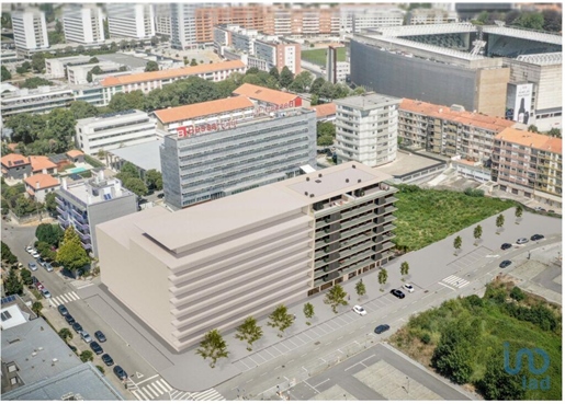 Shop / Commercial Establishment in Porto with 103,00 m²