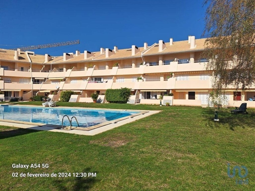 Apartment with 2 Rooms in Faro with 92,00 m²