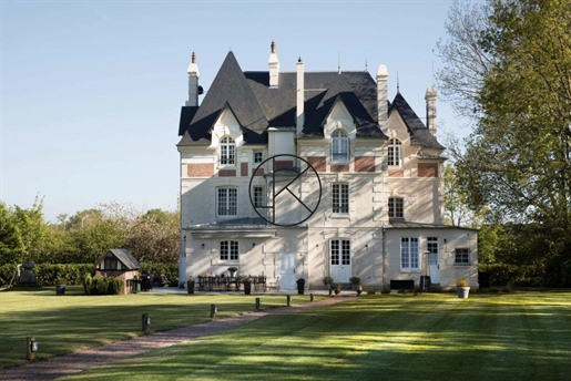 19Th century manor 5 minutes from Deauville and the beaches