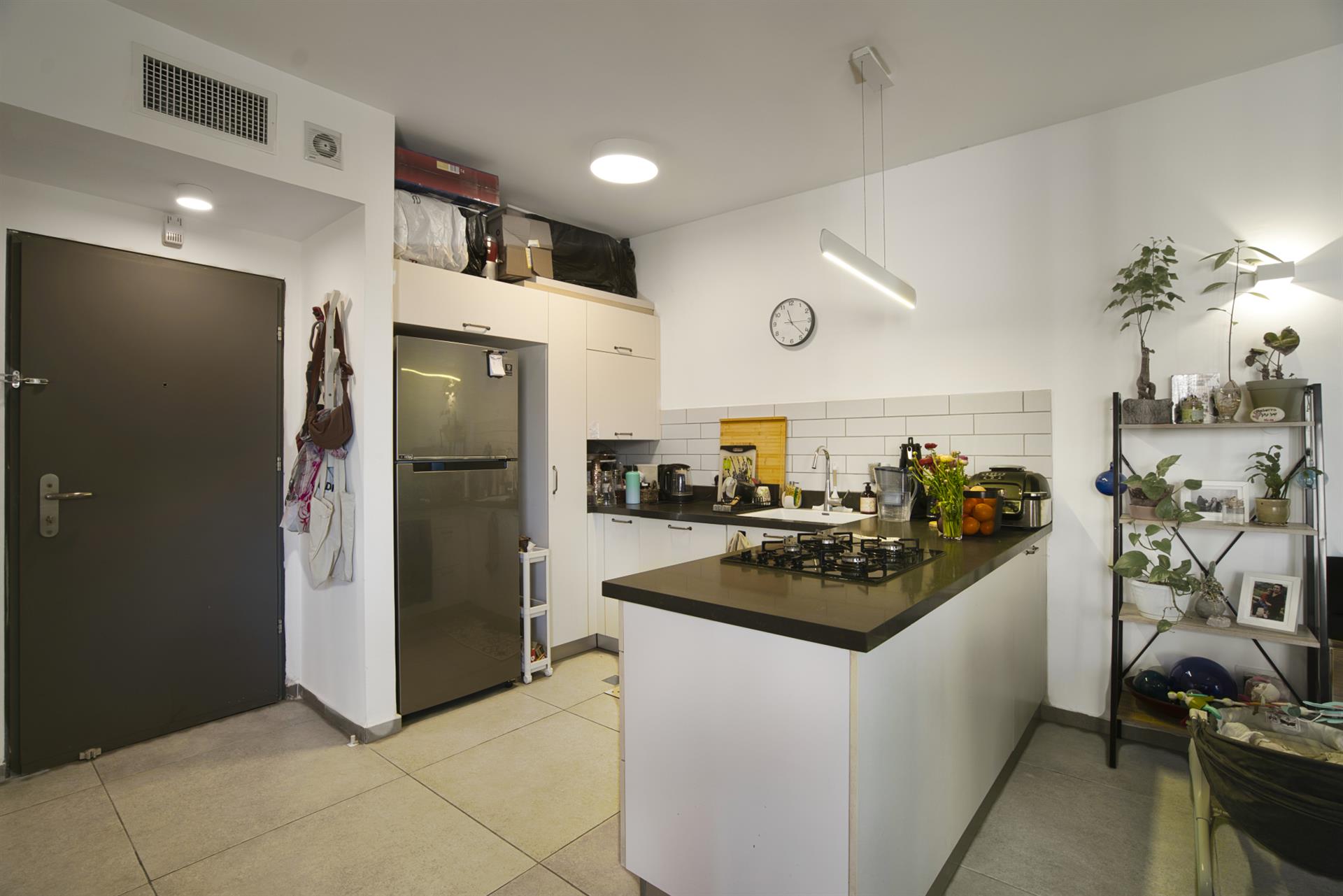 A 3-room apartment on Itamar Street