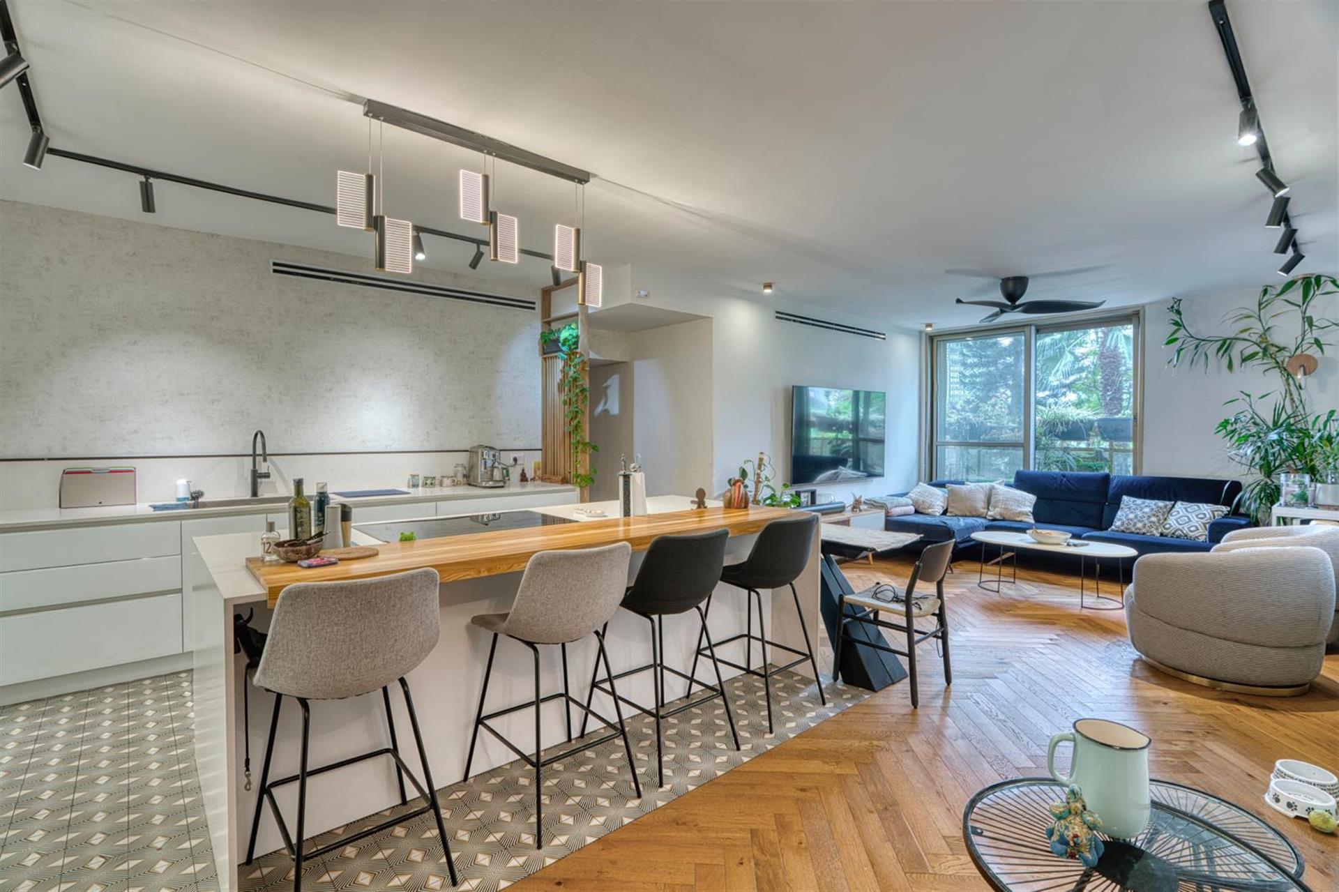 4-Room Apartment on Namir Road