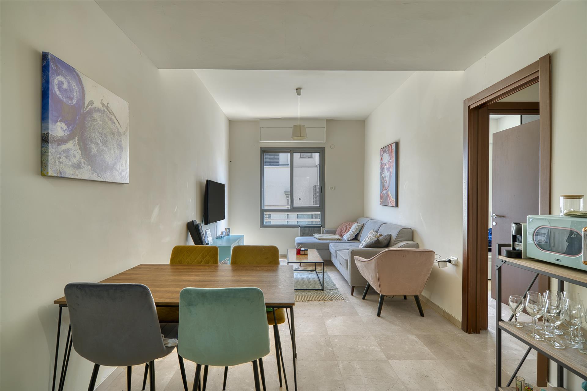 A 2-room apartment on Melchet Street