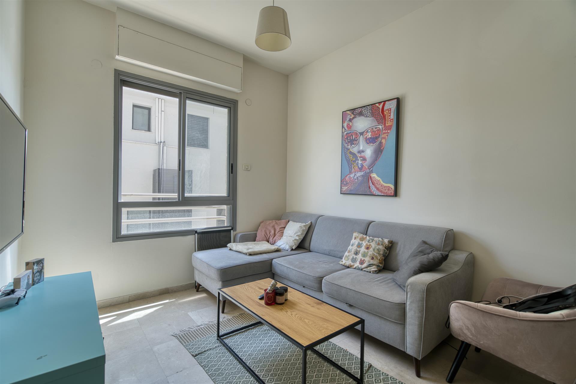 A 2-room apartment on Melchet Street