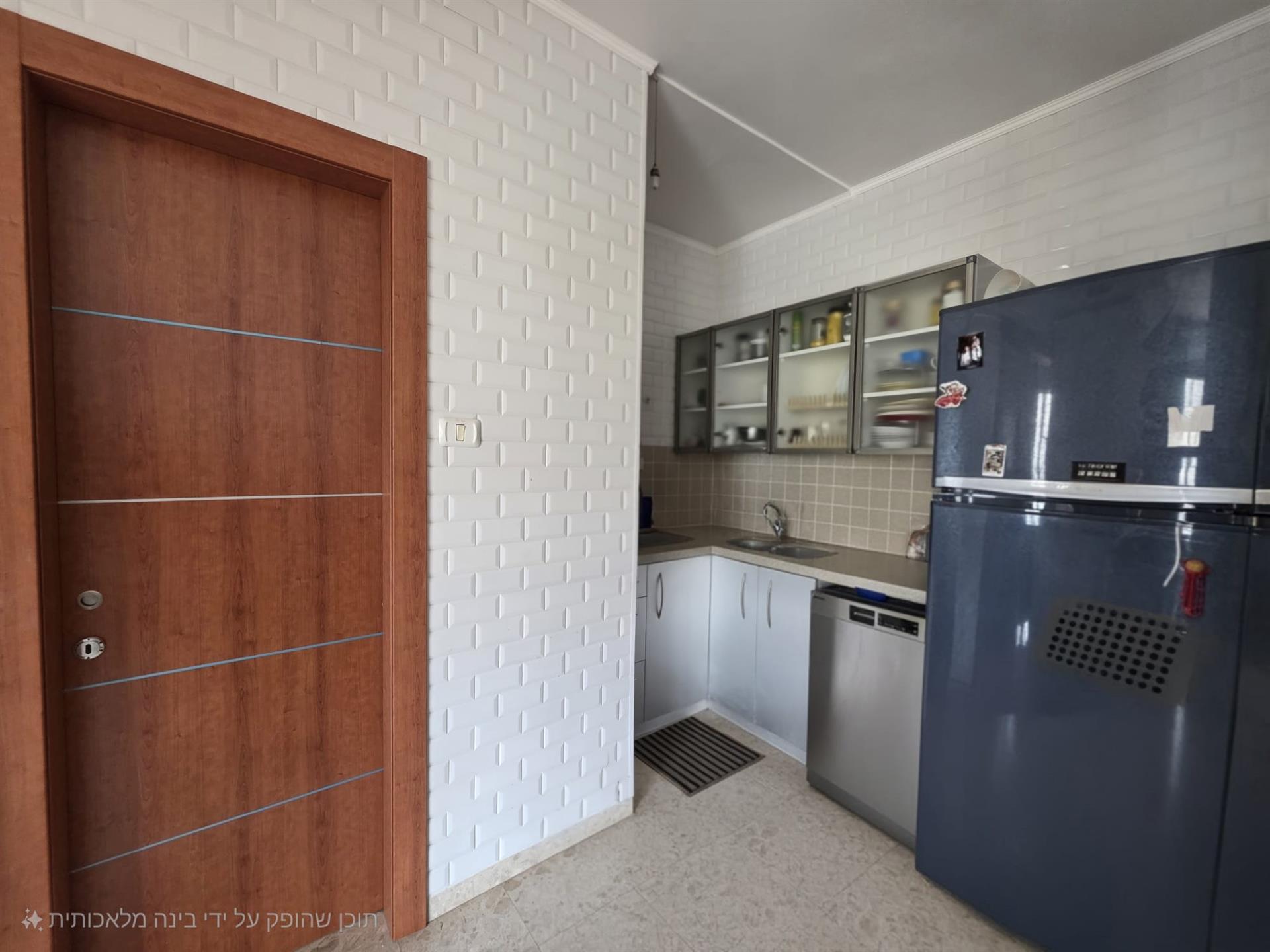 A 4-room apartment on Nachum the Prophet Street