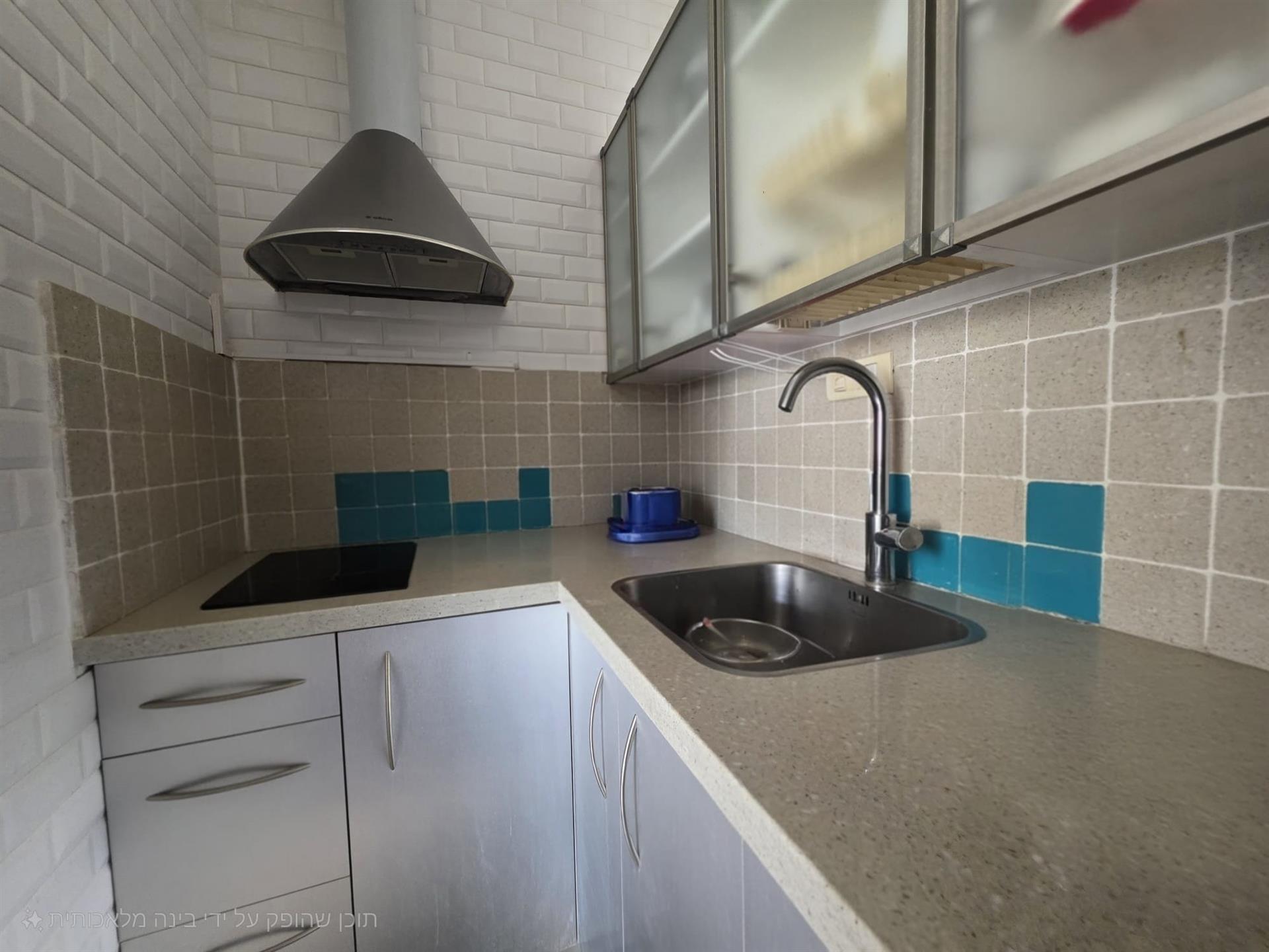 A 4-room apartment on Nachum the Prophet Street