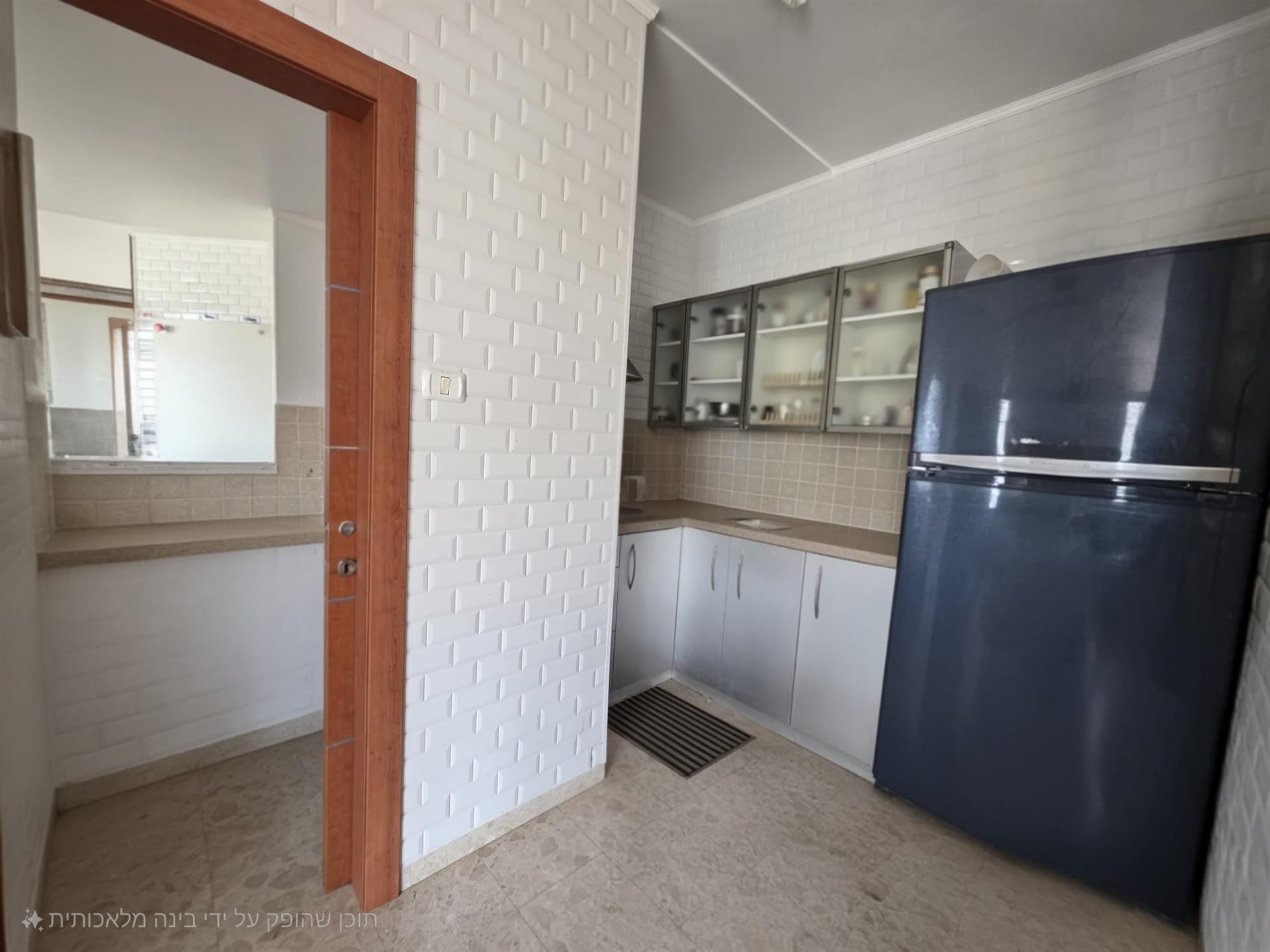 A 4-room apartment on Nachum the Prophet Street
