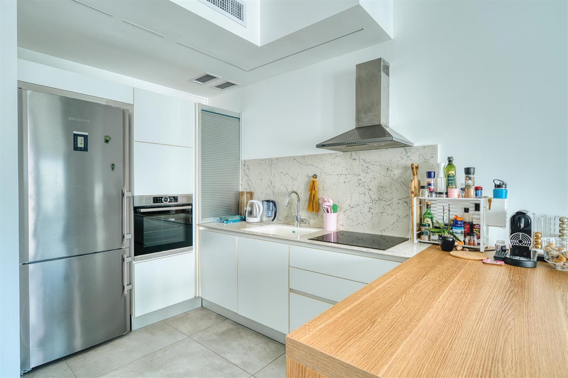 A 3-room apartment in Midtown Towers