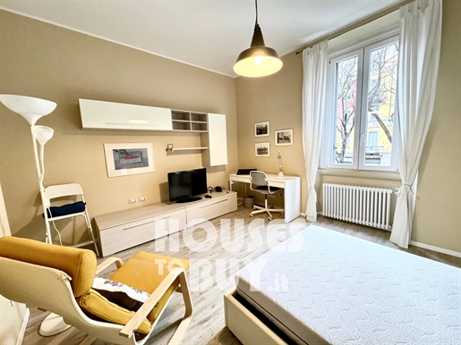 Three-Room apartment in the center