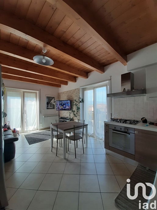 Sale Apartment 75 m² - 2 bedrooms - L'Aquila