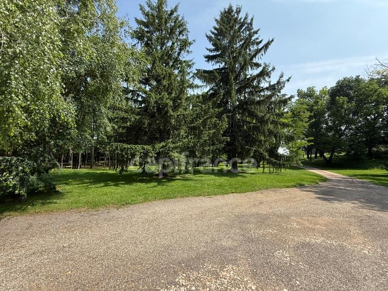 Rare at this price! Space, comfort and nature 5 minutes from Tournus