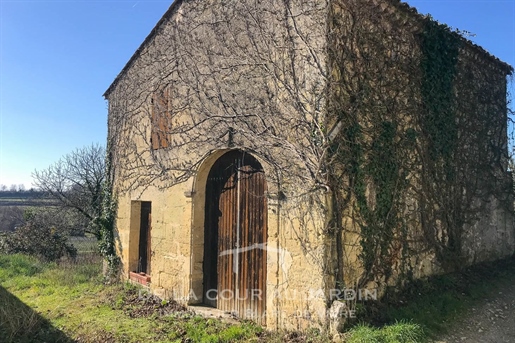House to renovate in a bucolic setting near saint emilion