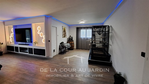 Contemporary family house 150m² 5 minutes from Créon
