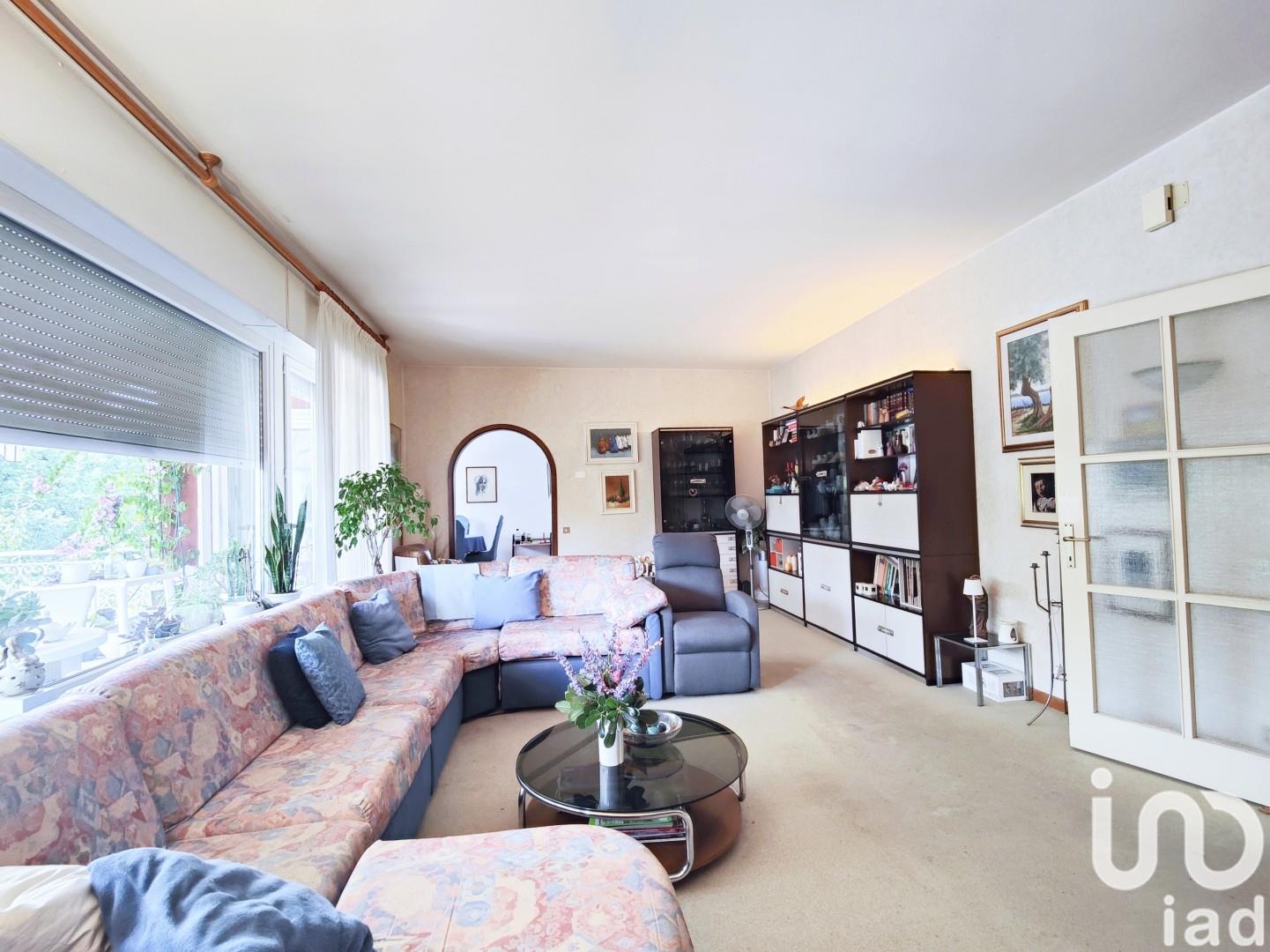 Sale Home 210 m² - 5 bedrooms