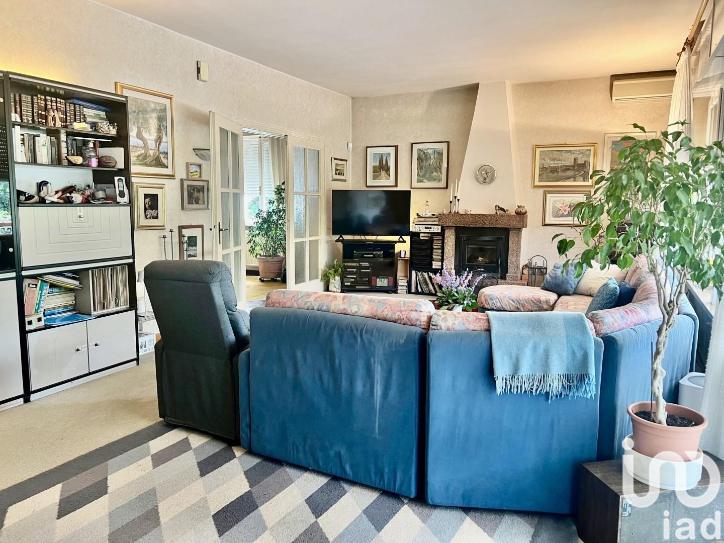 Sale Home 210 m² - 5 bedrooms
