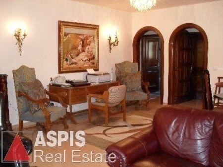 (À vendre) Maison individuelle résidentielle || East Attica/Vari-Varkiza - 450 m², 8 chambres, 1.65