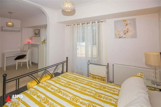 (For Sale) Residential Villa || East Attica/Kalyvia-Lagonisi - 256 Sq.m, 4 Bedrooms, 1.400.000€