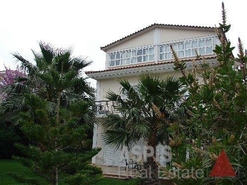 (For Sale) Residential Detached house || East Attica/Vari-Varkiza - 600 Sq.m, 8 Bedrooms, 1.700.000€
