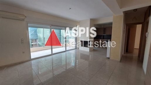 (For Sale) Residential Floor Apartment || Athens South/Glyfada - 110 Sq.m, 3 Bedrooms, 750.000€