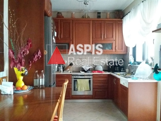 (For Sale) Residential Floor Apartment || Athens South/Glyfada - 98 Sq.m, 3 Bedrooms, 420.000€
