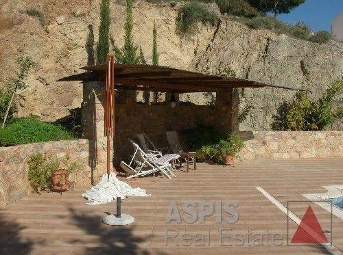 985100 - Detached house For sale, Kalivia Thorikou, 250 sq.m., €800.000