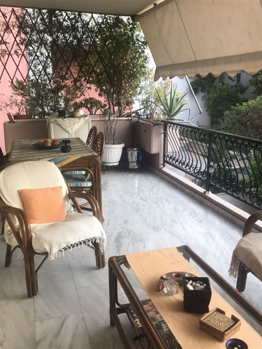 (For Sale) Residential Floor Apartment || Athens South/Glyfada - 110 Sq.m, 3 Bedrooms, 430.000€