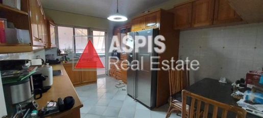 (For Sale) Residential Floor Apartment || Athens Center/Vyronas - 150 Sq.m, 3 Bedrooms, 410.000€