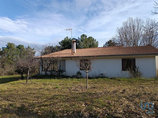 Fifth with 1 Rooms in Bragança with 261,00 m²