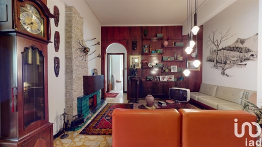Sale Apartment 145 m² - 3 bedrooms - Genoa
