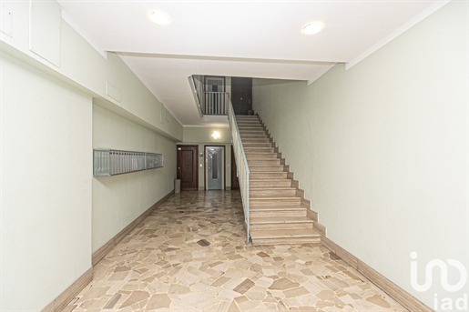 Sale Apartment 110 m² - 2 bedrooms - Genoa