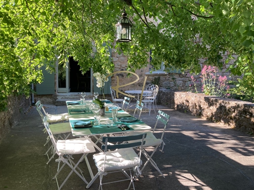 Zu verkaufen - Süd-Ardèche - Bauernhaus aus Stein -