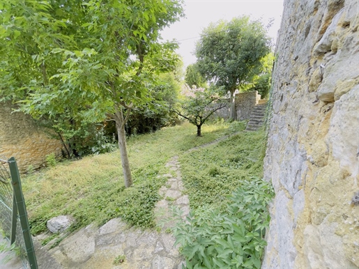 Stenen eigendom in de Zuidelijke Ardèche