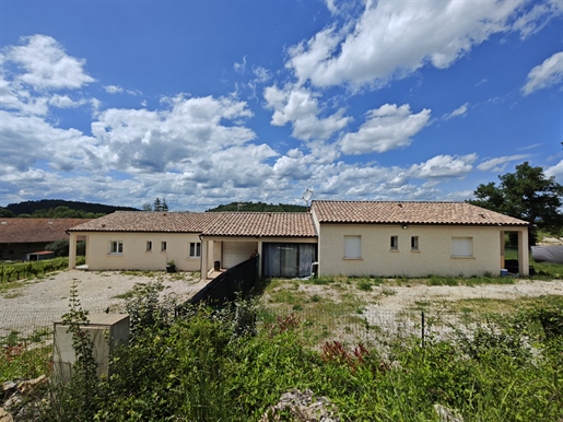 In Allègre-Les-Fumades, semi-detached villas