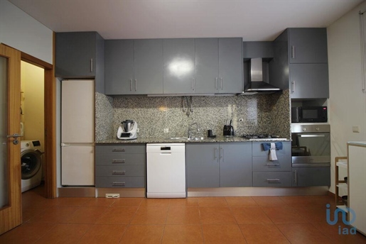 Casa / Villa T4 em Braga de 265,00 m²