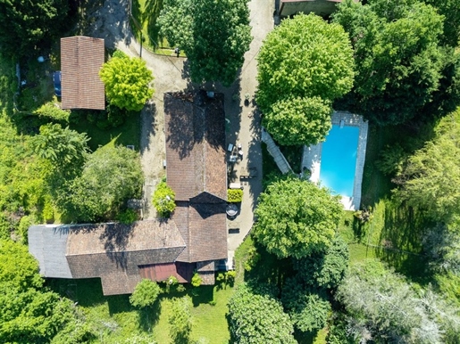 Dpt Dordogne (24), zu verkaufen Bergerac Immobilien P7 - Grundstück von 87.000 m2