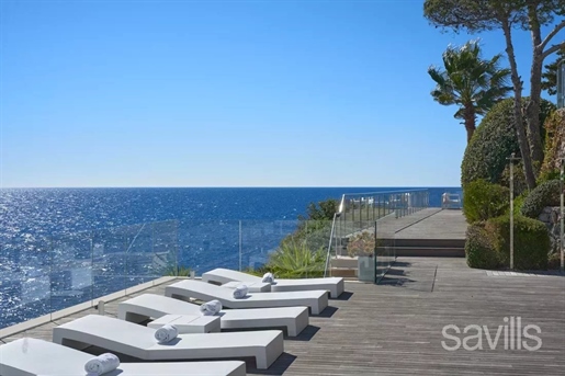 Villa contemporaine avec piscine et vue mer
