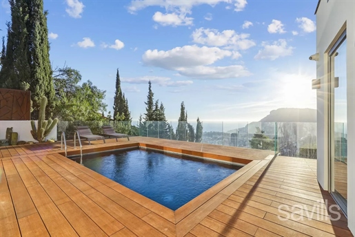 Villa met panoramisch uitzicht op de zee en Monaco