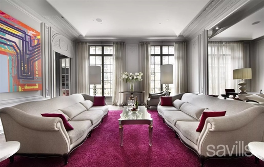 Exceptional Parisian apartment