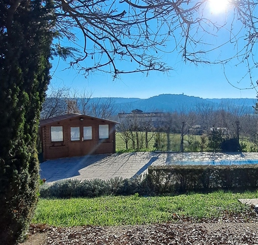 Prachtige villa met adembenemend uitzicht op de stad Cordes sur ciel