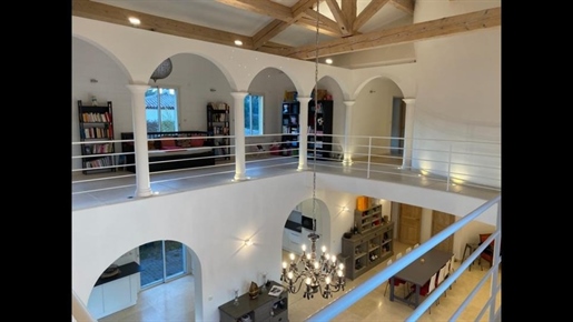 Dpt Bouches du Rhône (13), for sale Aix En Provence house P10 of 410 m² - Land of 4,350.00 m²
