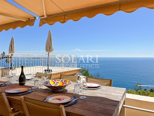 Villa with panoramic sea view in Théoule