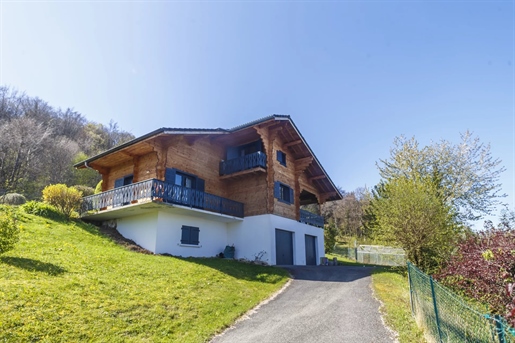 Superb exclusive chalet in Evian!