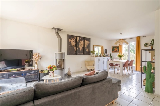 Charming Family Home in Torcy: A Must-See Opportunity!