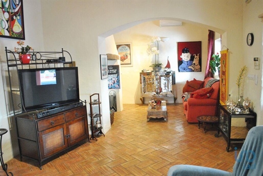 Home / Villa with 2 Rooms in Faro with 160,00 m²
